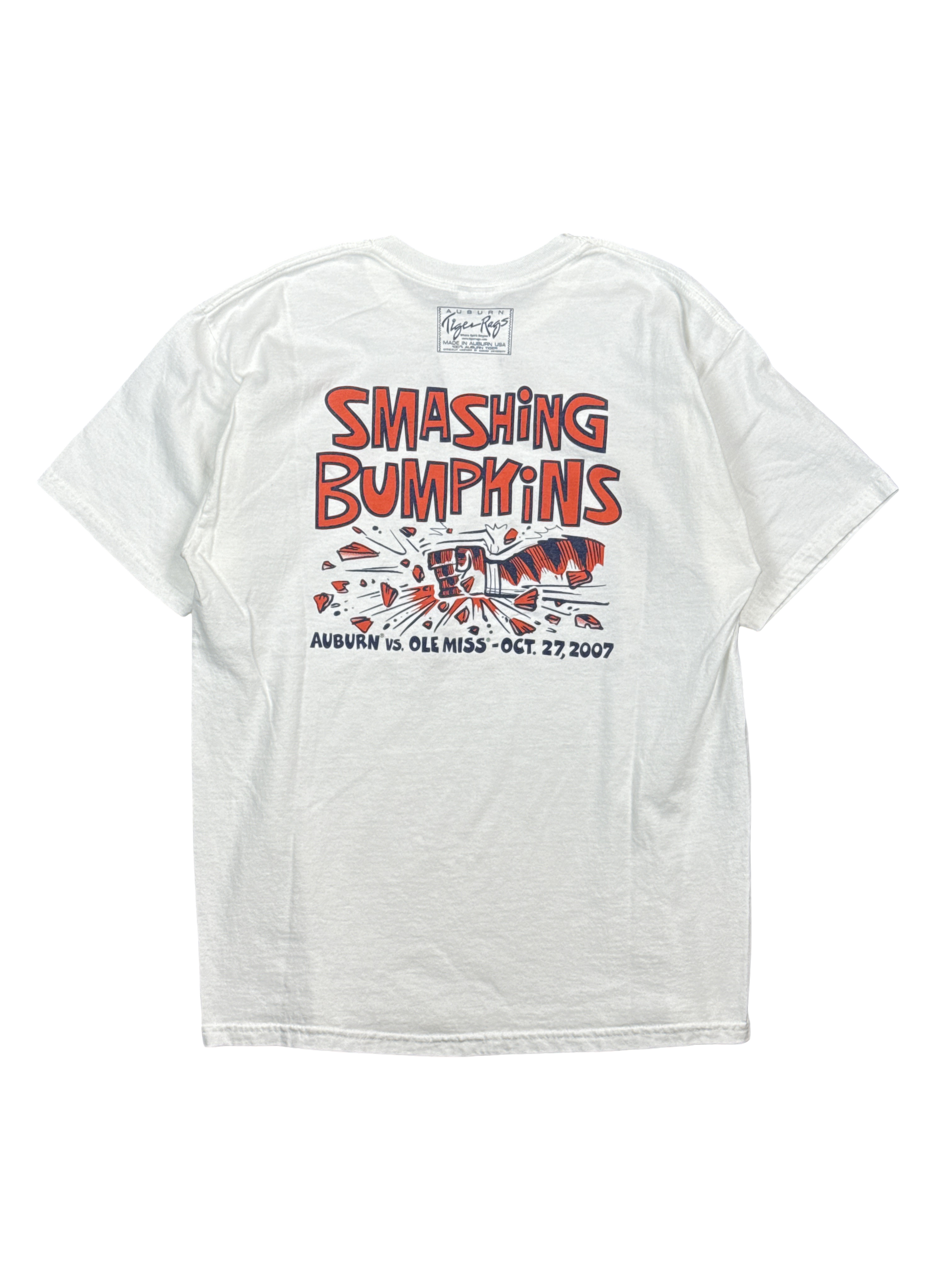 2007 Auburn Tigers 'Trick or Treat Smell My Feet' Graphic Tee (L)